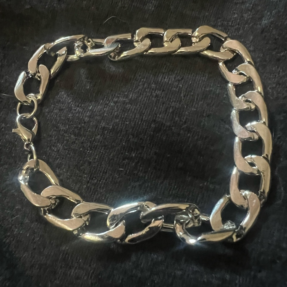 Chunky Silver Colored Chain Bracelet